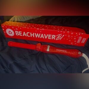 Red glitter Beachwaver holiday collection🎄🎁❤️